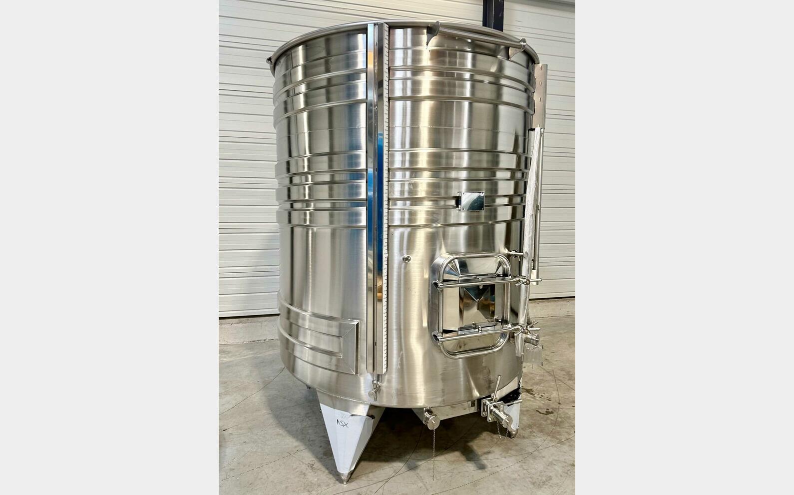 316L ss tank - Coil circuit 48.93 HL (4 893 litres) ARSILAC
