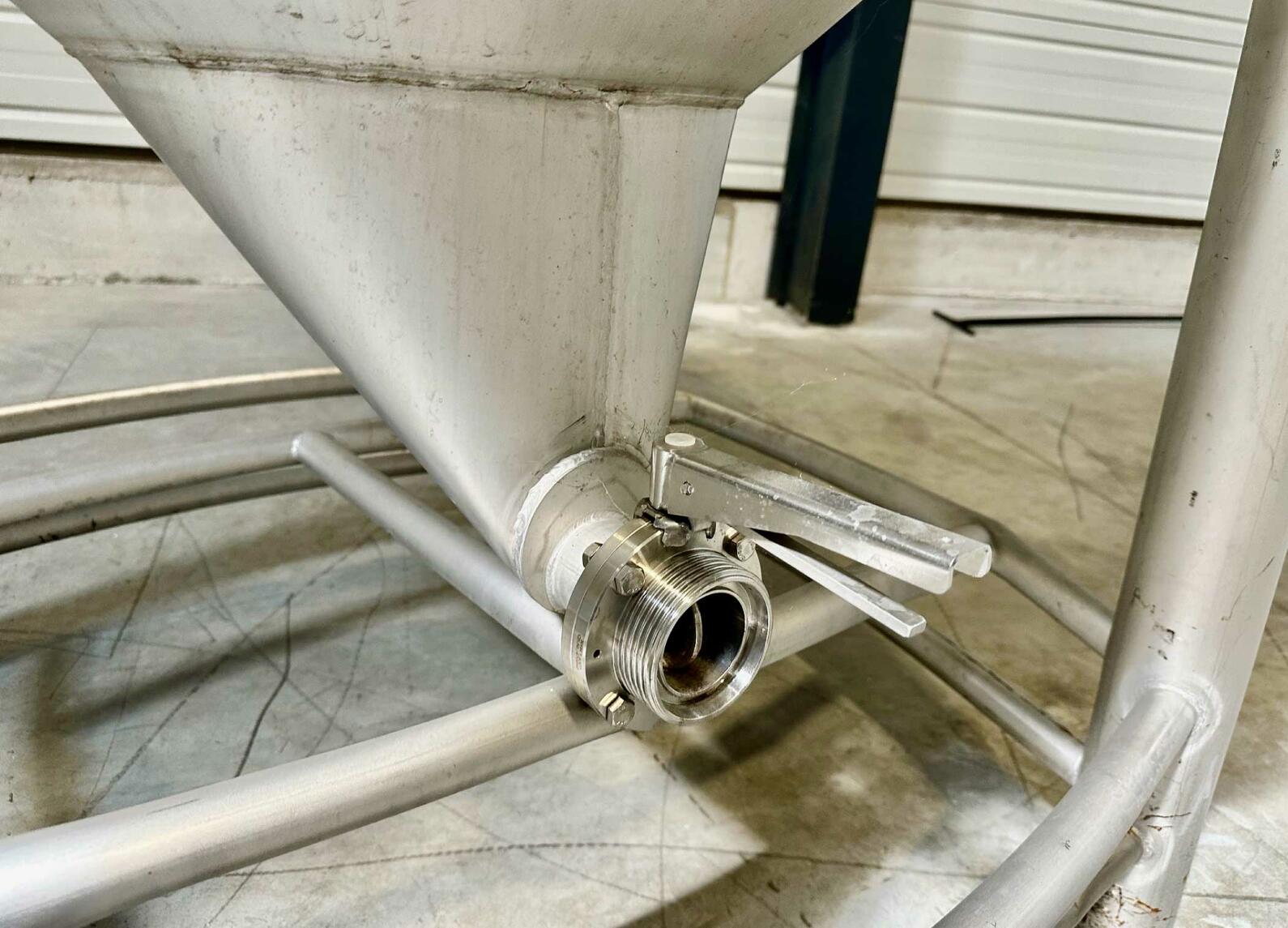 Conteneur inox 304L - Cylindro-conique sur chassis