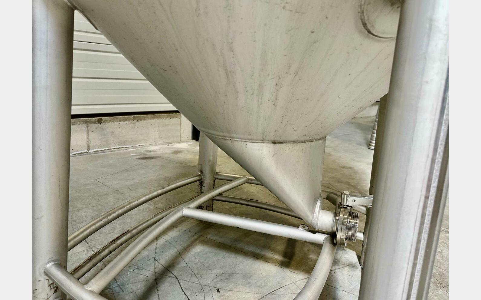 304L ss container - Cylindro-conical 8 HL (800 litres) GALLAY