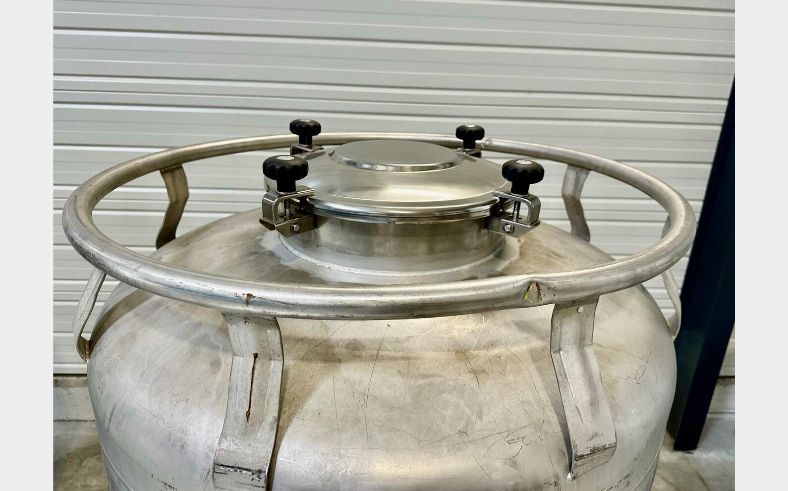 Conteneur inox 304L 9 HL (900 litres) GALLAY