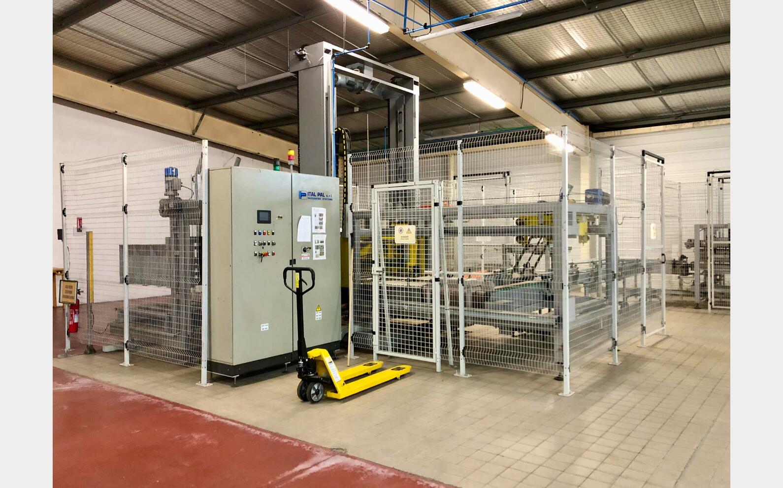 SIAT case erector/returner Stretch wrapper POLYPACK