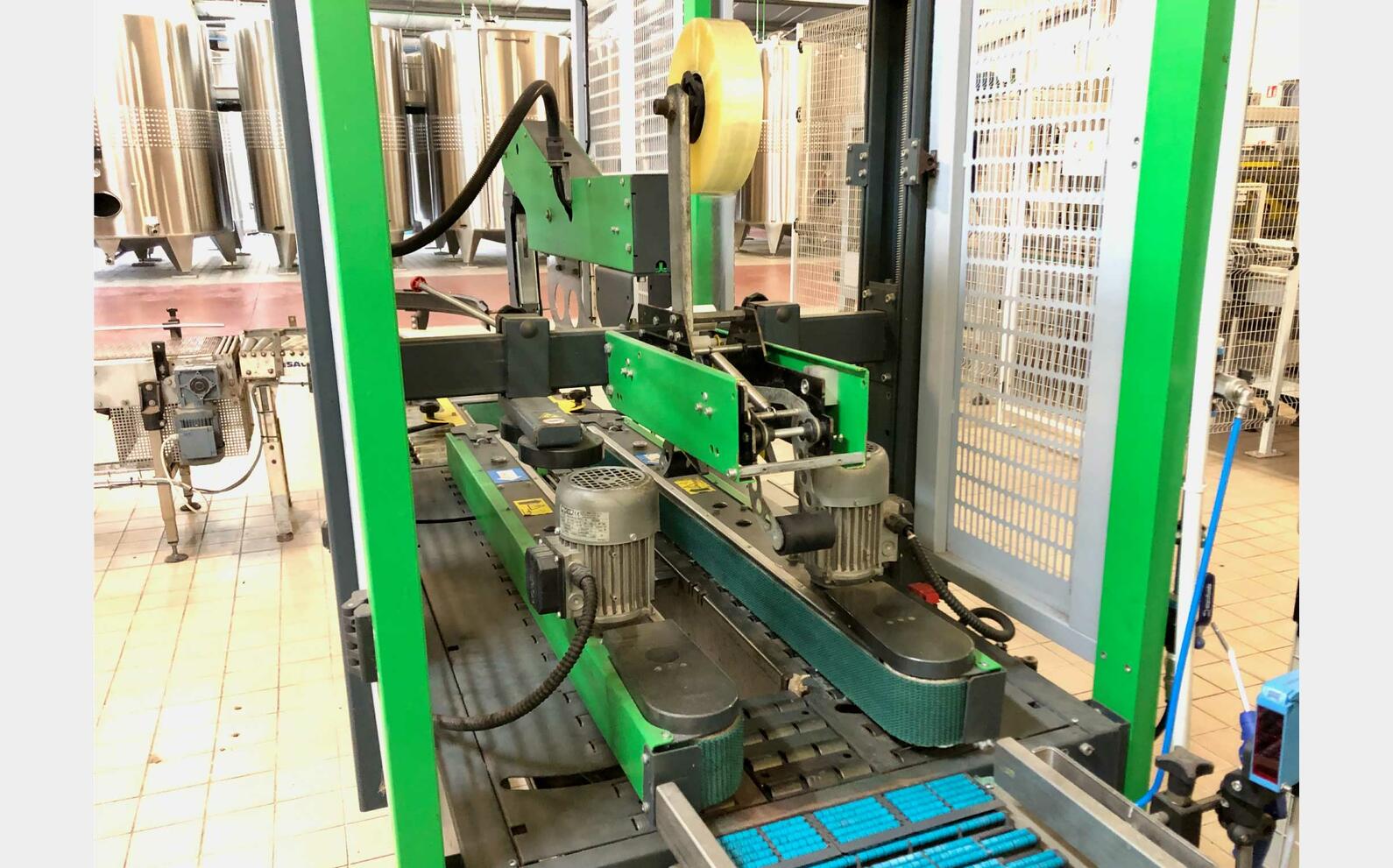 SIAT - Forming and closing machine SIAT / SAVOYE