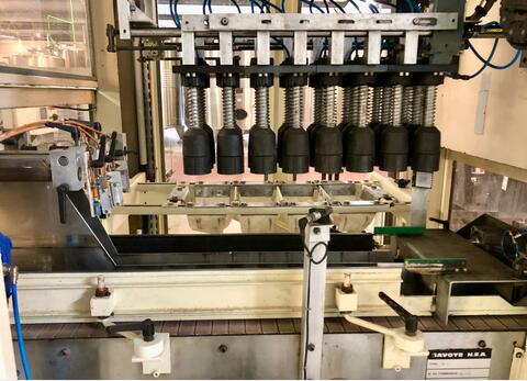 SIAT - Forming and closing machine SIAT / SAVOYE