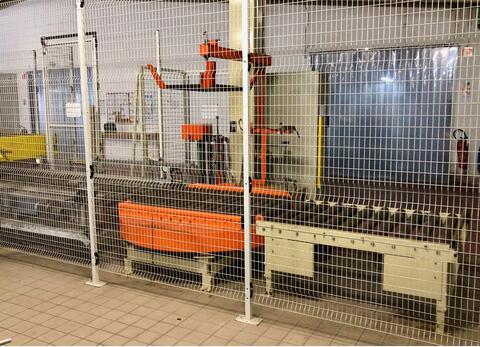 SIAT case erector and turner - ITALPAL palletiser/returner