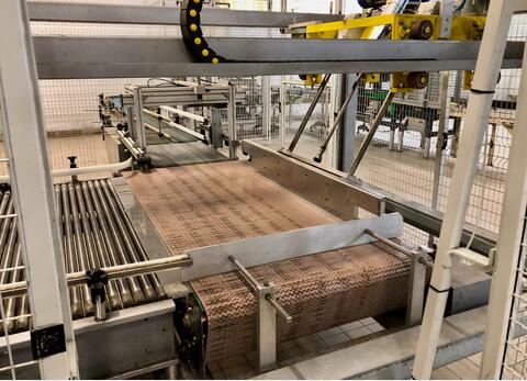 SIAT case erector and turner - ITALPAL palletiser/returner