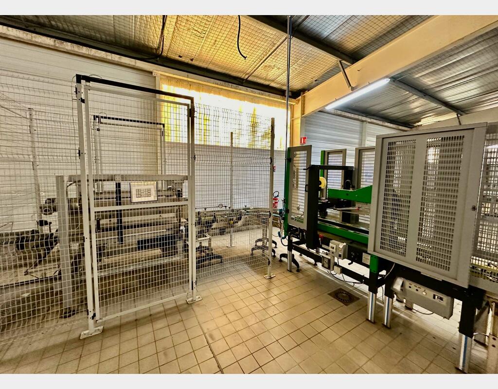 SIAT case erector and turner - ITALPAL palletiser/returner