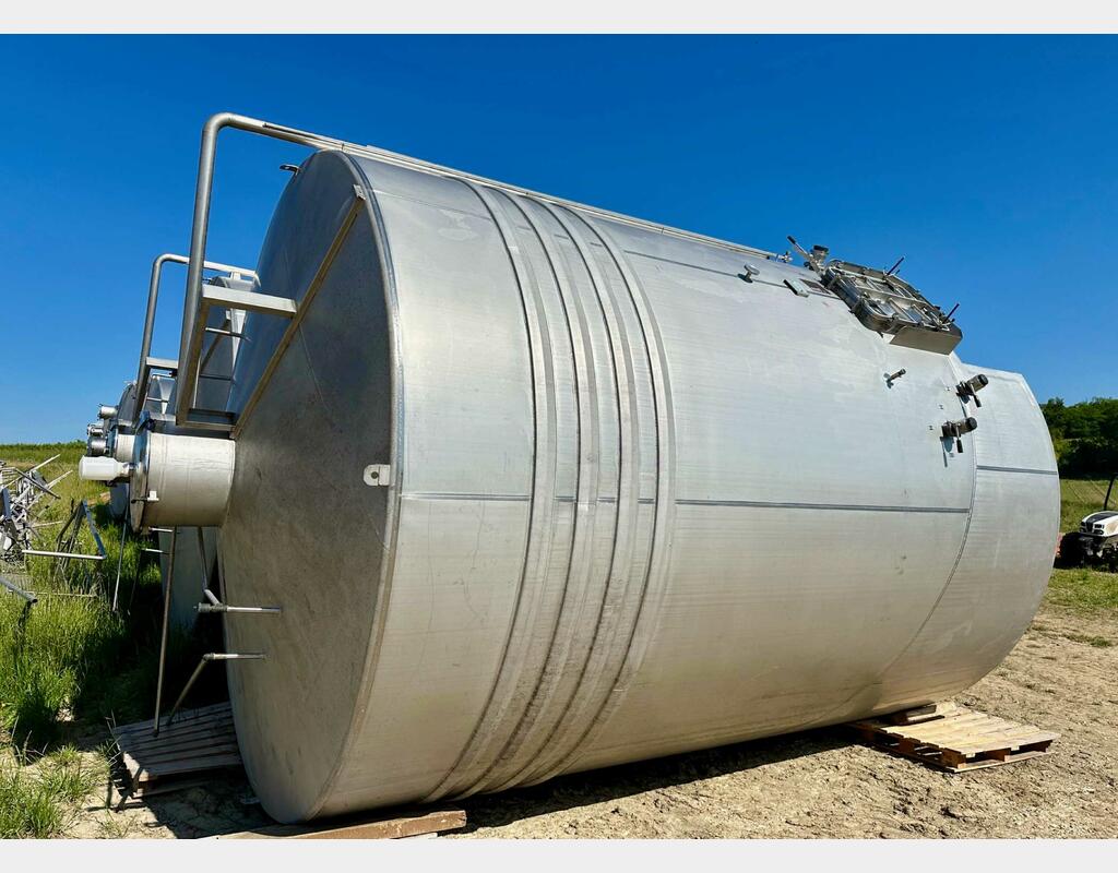 Cuve inox 304 - Thermor&eacute;gul&eacute;e 360 HL (36 000 litres) VAUTIER