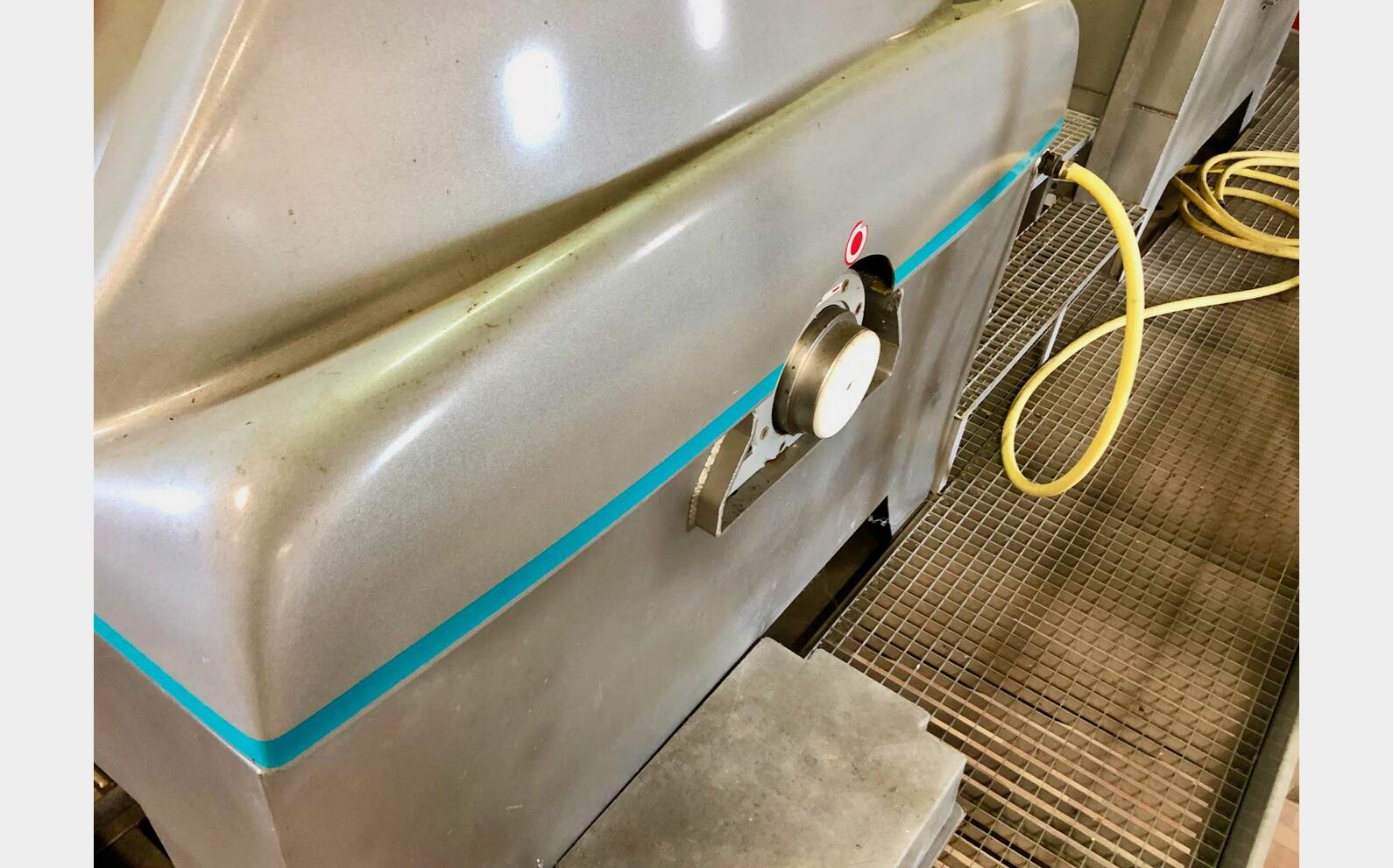 Pneumatic press - PE 30 30 HL (3,000 litres) PERA