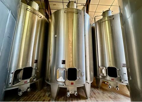 304 ss tank - Closed 322 HL (32,200 litres) LEJEUNE