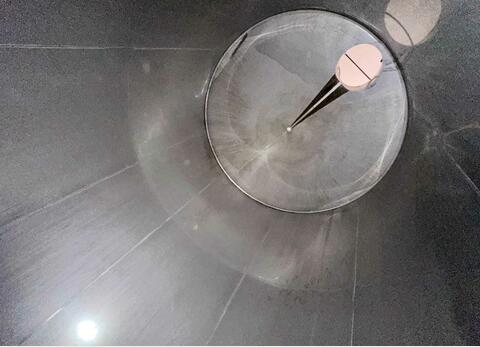 Cuve inox 304 fermée - Verticale fond plat 2% sur pieds