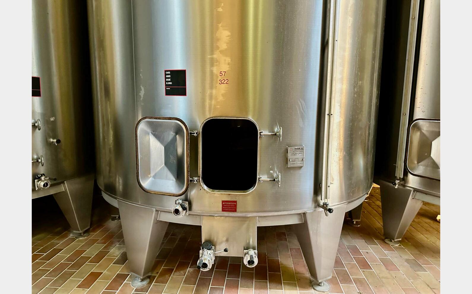 Cuve inox 304 - Ferm&eacute;e 322 HL (32 200 litres) LEJEUNE