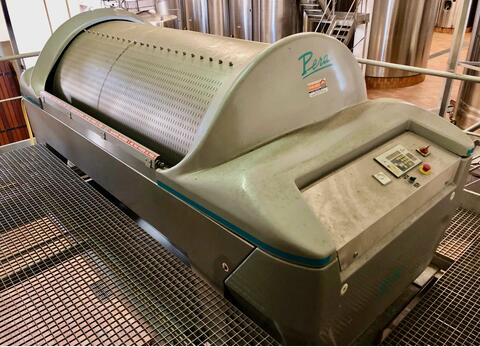 Pneumatic press - PE 30 30 HL (3,000 litres) PERA