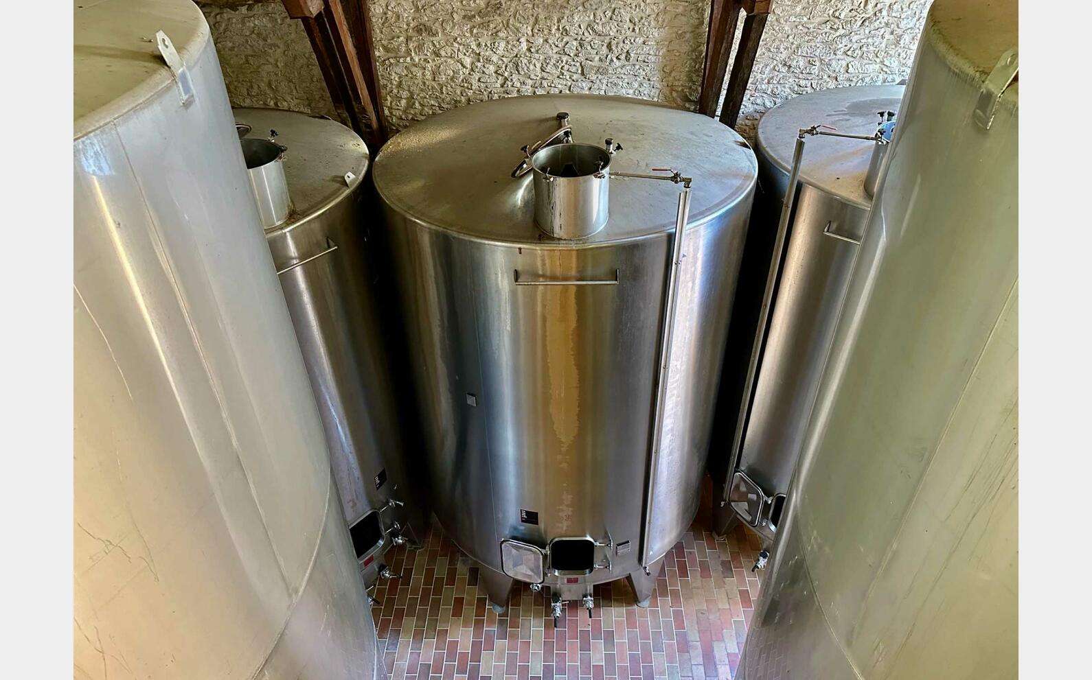 304 ss tank - Closed 322 HL (32,200 litres) LEJEUNE