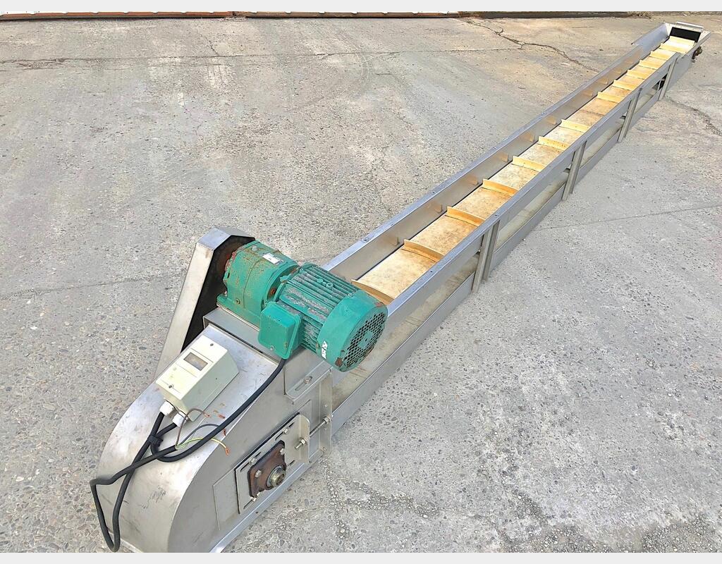 Tapis elevateur &agrave; tasseaux PU0118