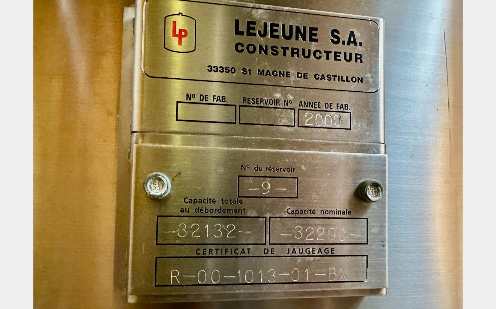 304 ss tank - Closed 322 HL (32,200 litres) LEJEUNE