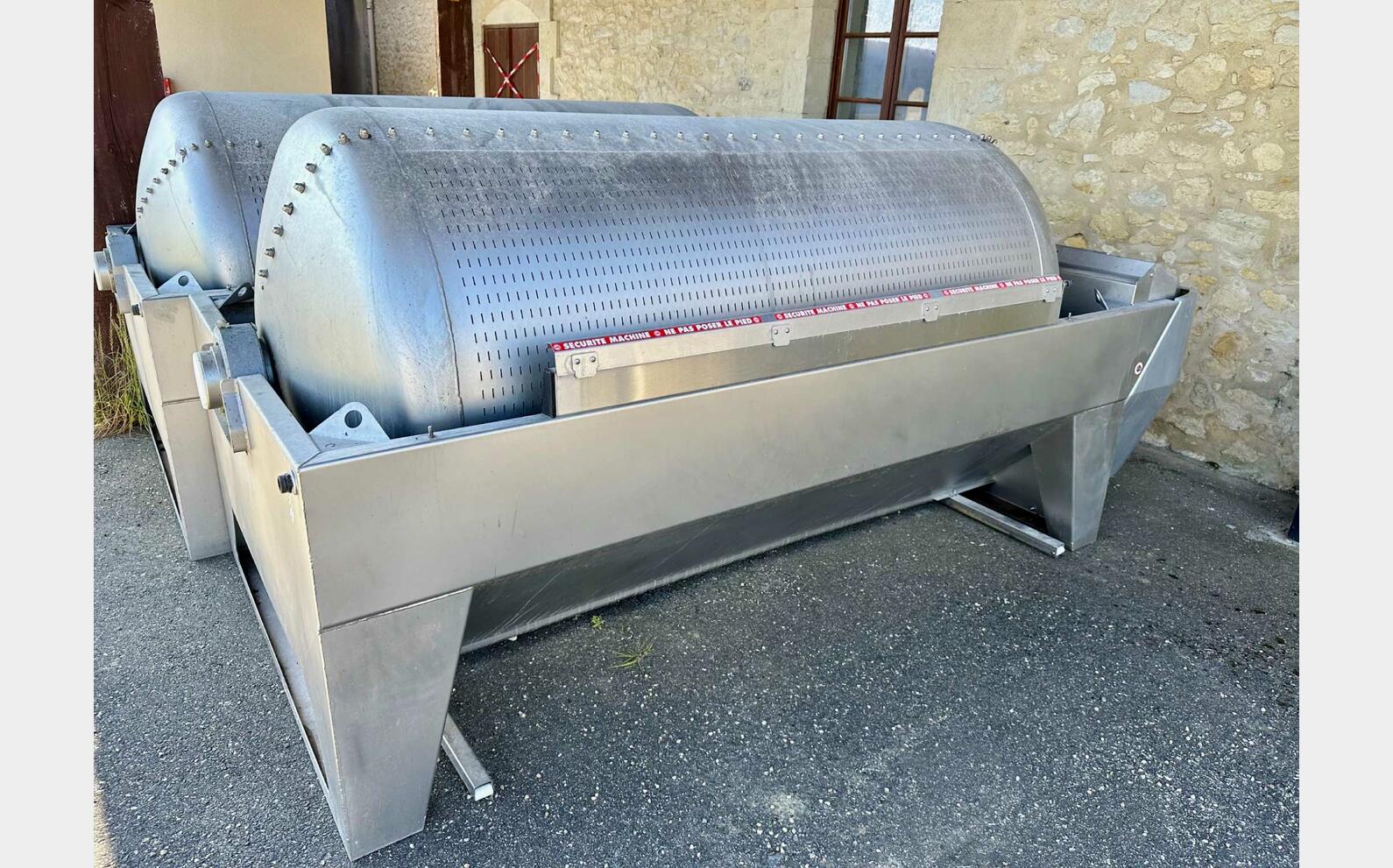 Pneumatic press - PE 30 30 HL (3,000 litres) PERA