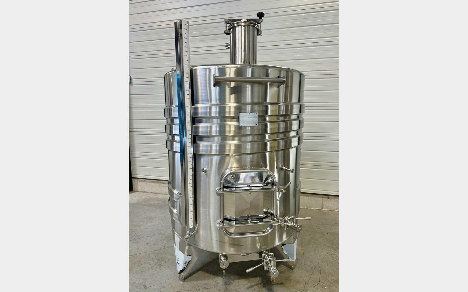 316L ss tank - Coil circuit 25.4 HL (2,547 litres) ARSILAC