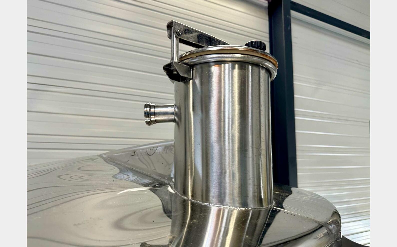 Cuve inox 316L - Circuit serpentin 25.4 HL (2 547 litres) ARSILAC