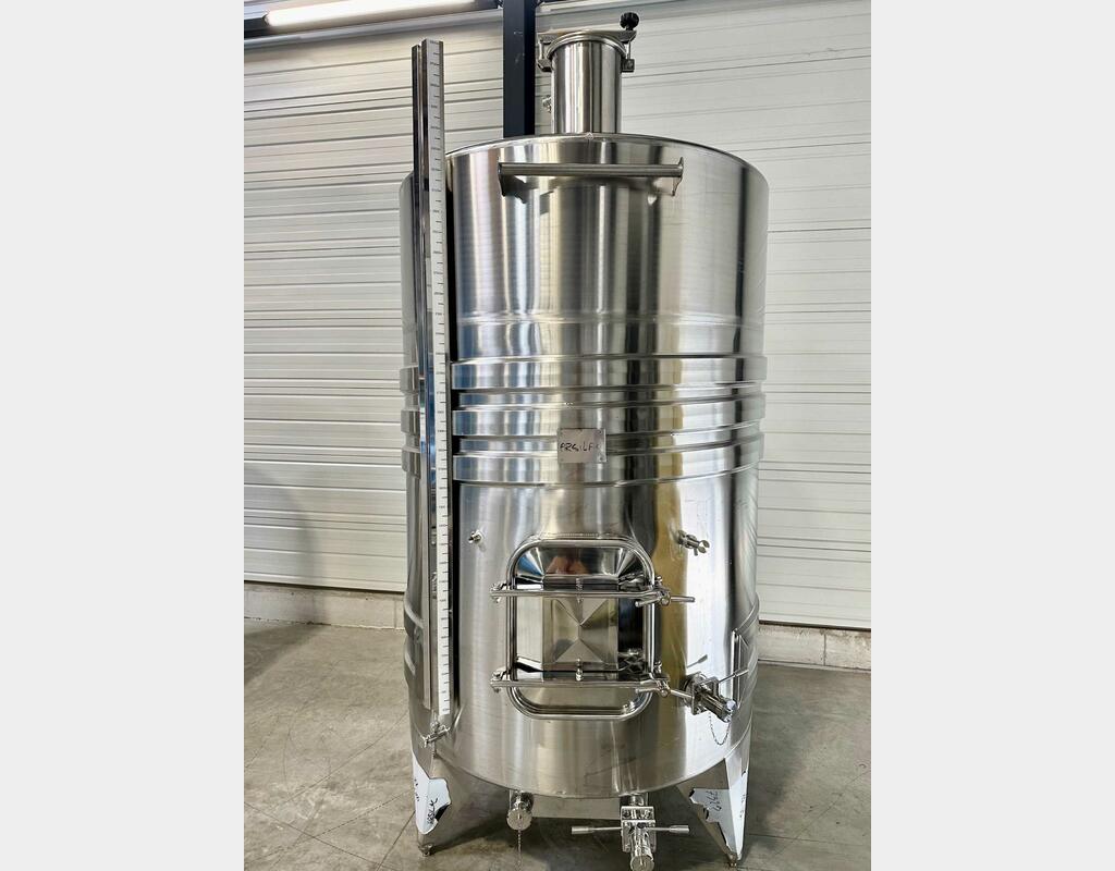 Cuve inox 316L - Circuit serpentin - Fond plat incliné - Fermée