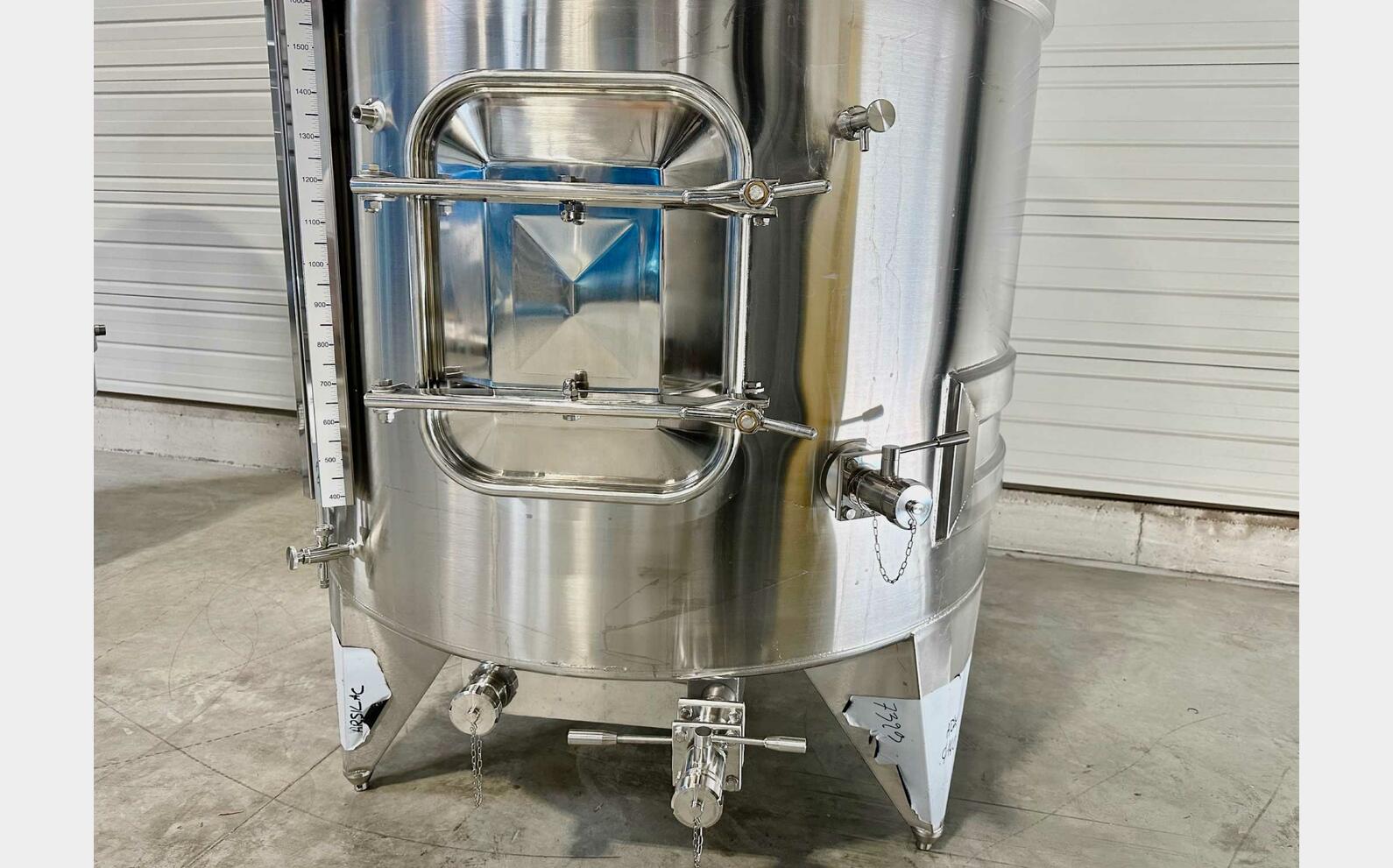 Cuve inox 316L - Circuit serpentin 33.5 HL (3 350 litres) ARSILAC