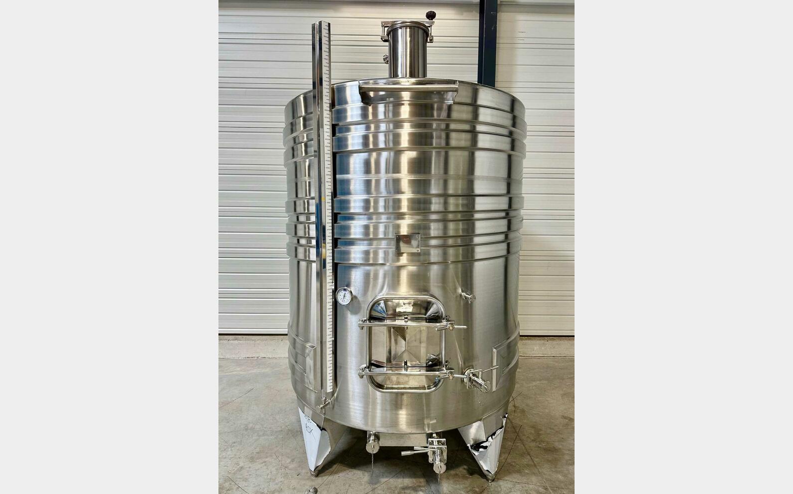 Cuve inox 316L - Circuit serpentin 53.2 HL (5 320 litres) ARSILAC