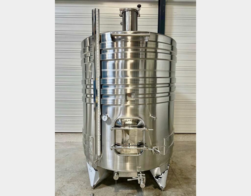 Cuve inox 316L - Circuit serpentin - Fond plat incliné - Fermée