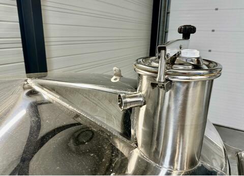 Cuve inox 316L - Circuit serpentin - Fond plat incliné - Fermée