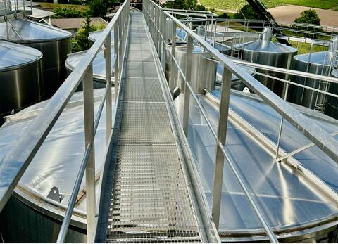 Stainless steel walkway Width : 800 mm