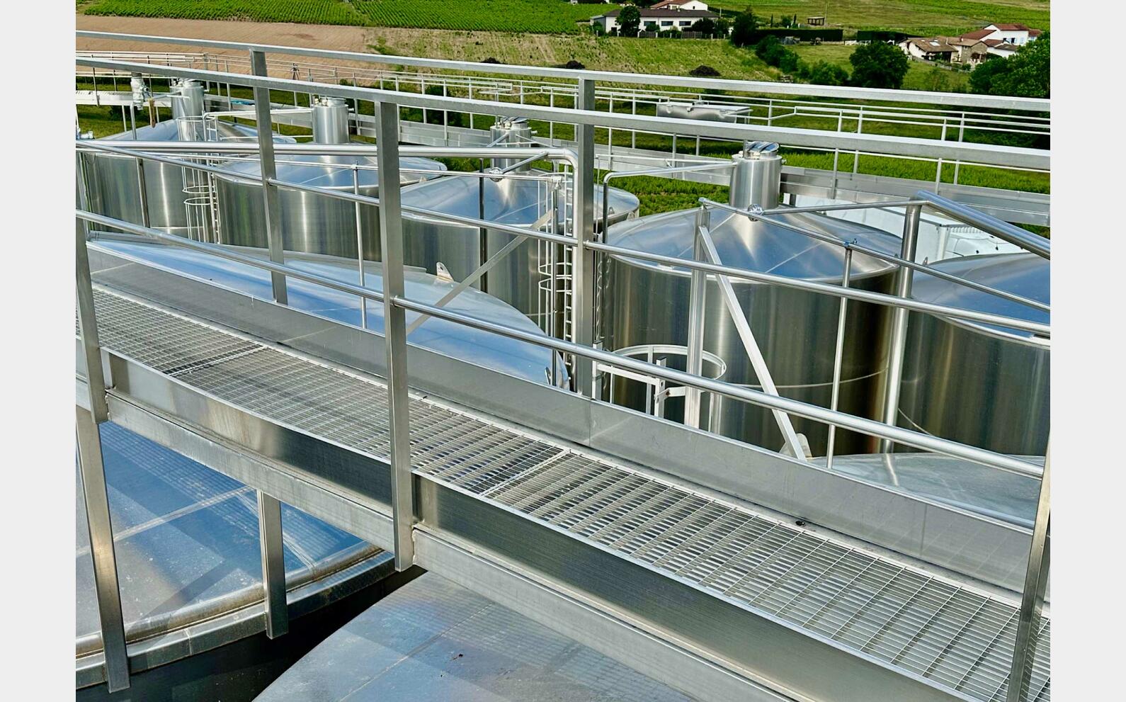 Stainless steel walkway Width : 800 mm