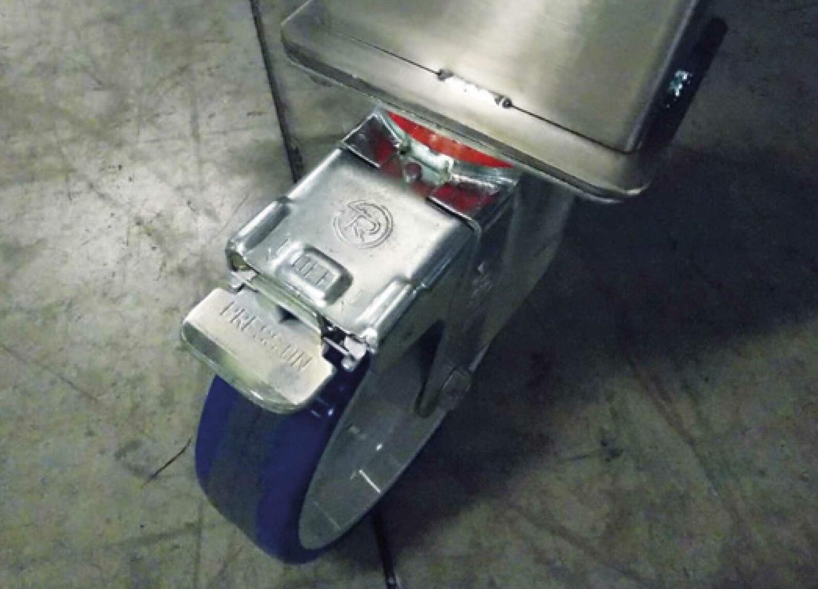 arsilac-cuve-inox-stockage-melange-MTLM-pieds