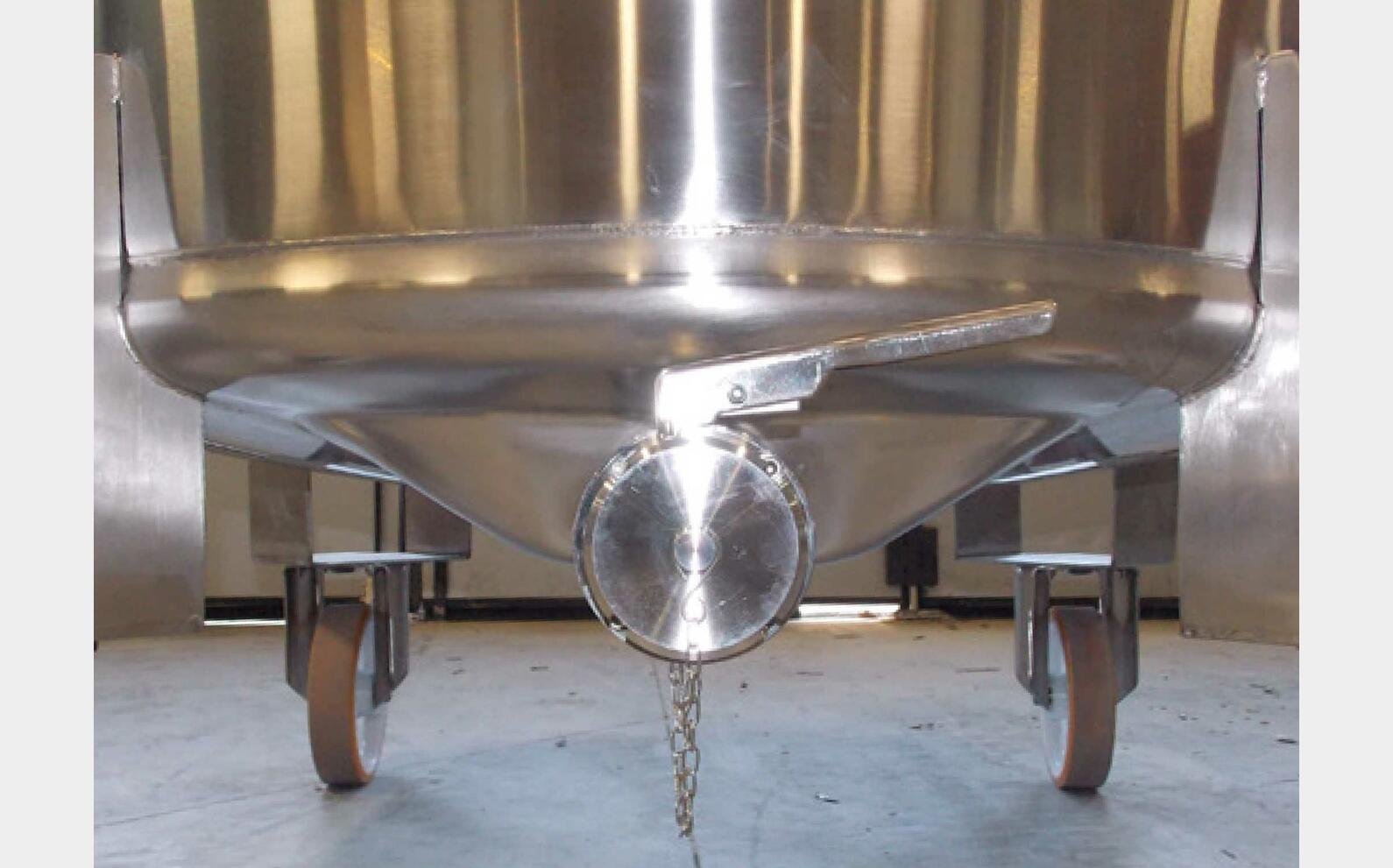 Stainless steel tanks - MTLM From 4.60 HL (460 liters) to 20 HL (2000 liters) ARSILAC