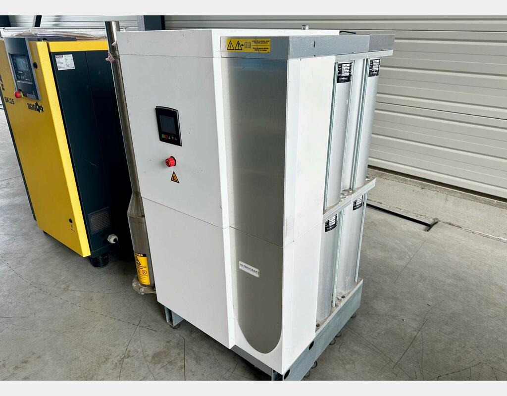 Nitrogen generator - Output pressure 12 bar.g max