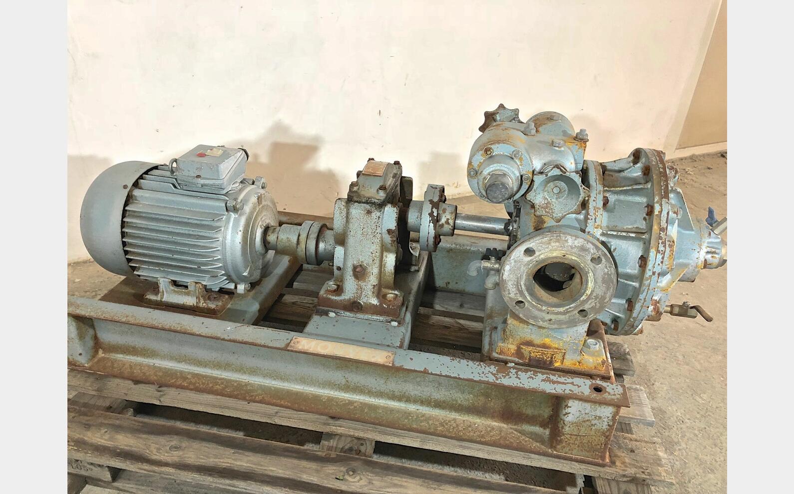 Pompe piston excentr&eacute; PU0118