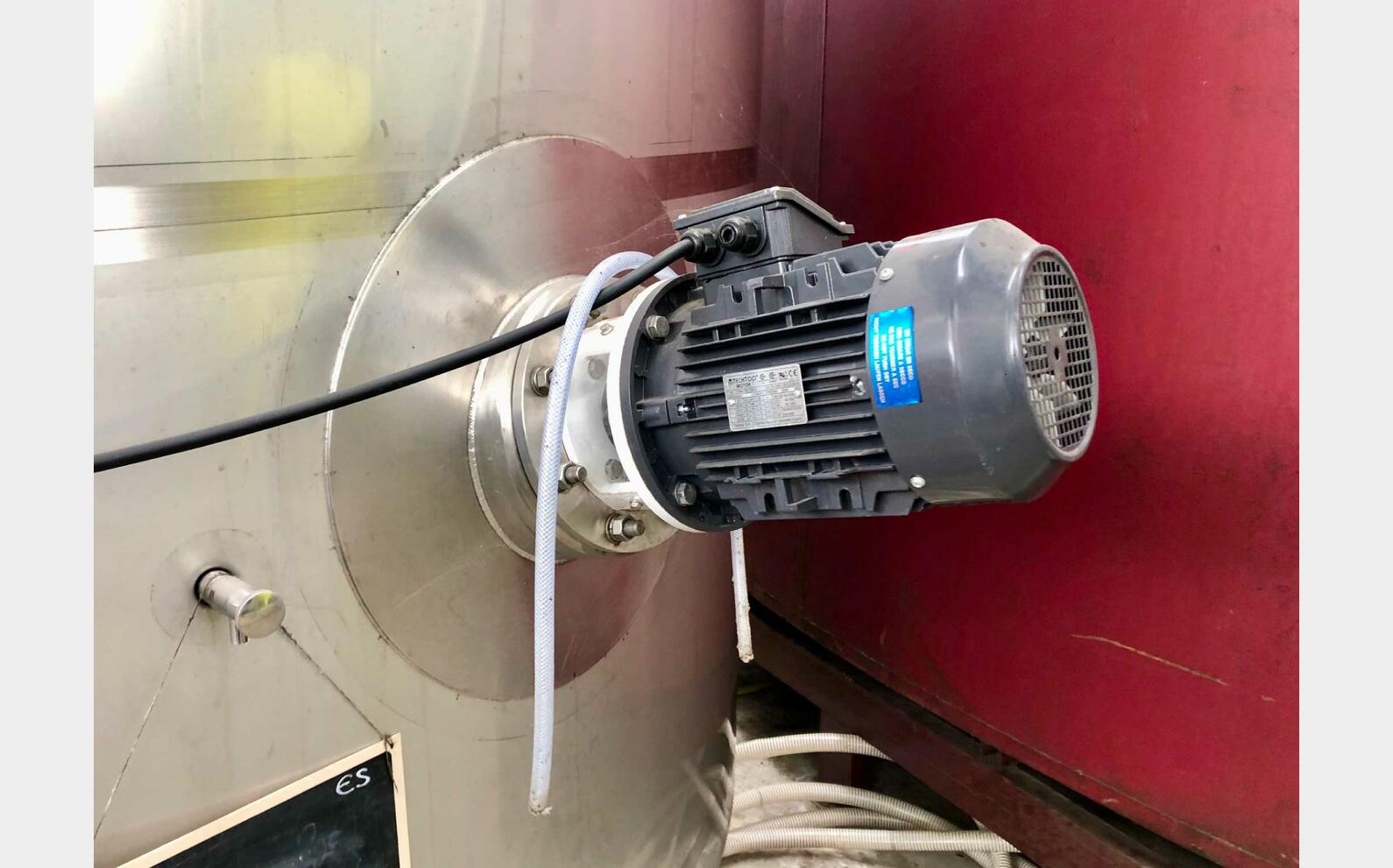  304 ss tank - Agitator 300 HL (30,000 litres) ARTINOX