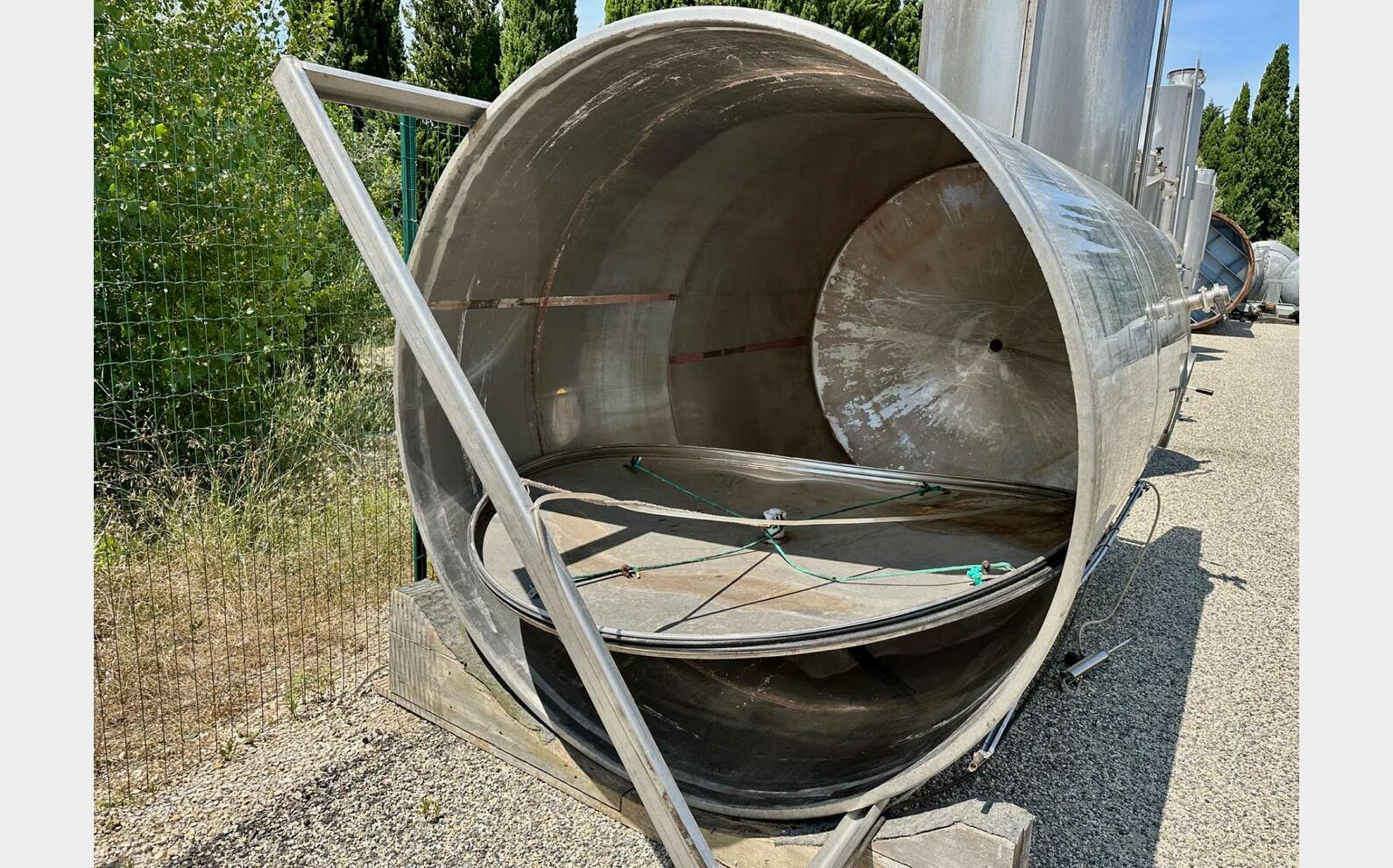 316 ss tank - Floating top 100 HL (10,000 litres) HERPASA