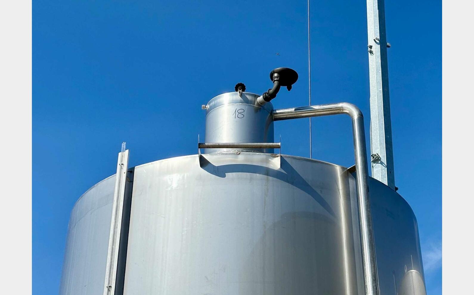 316 ss tank - Flat bottom 220 HL (20,000 litres) CIDEC