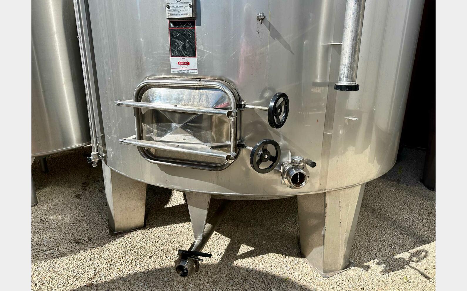 316 ss tank - Flat bottom 220 HL (20,000 litres) CIDEC