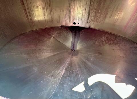 316 stainless steel tank - Conical bottom on feet