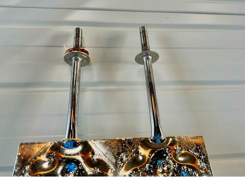 Stainless steel honeycomb flags