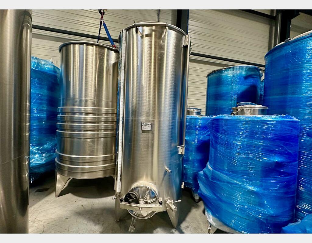 304 ss tank - Floating top 26.9 HL (2 692 litres) ARSILAC
