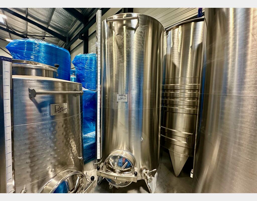 304 ss tank - Closed 26.2 HL (2,623 litres) ARSILAC
