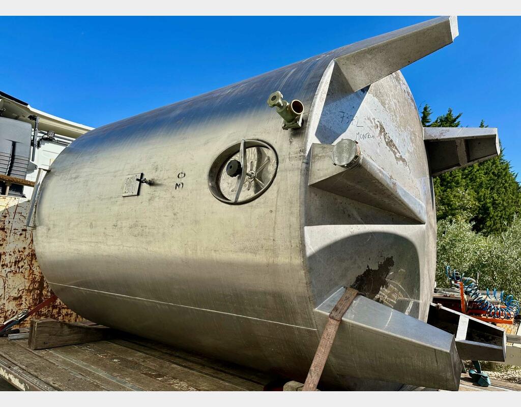 Ss tank - Free-standing 106 HL (10,600 litres) CTM