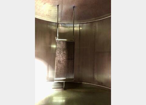 Cuve inox 304 &agrave; fond plat 155 HL (15 500 litres)