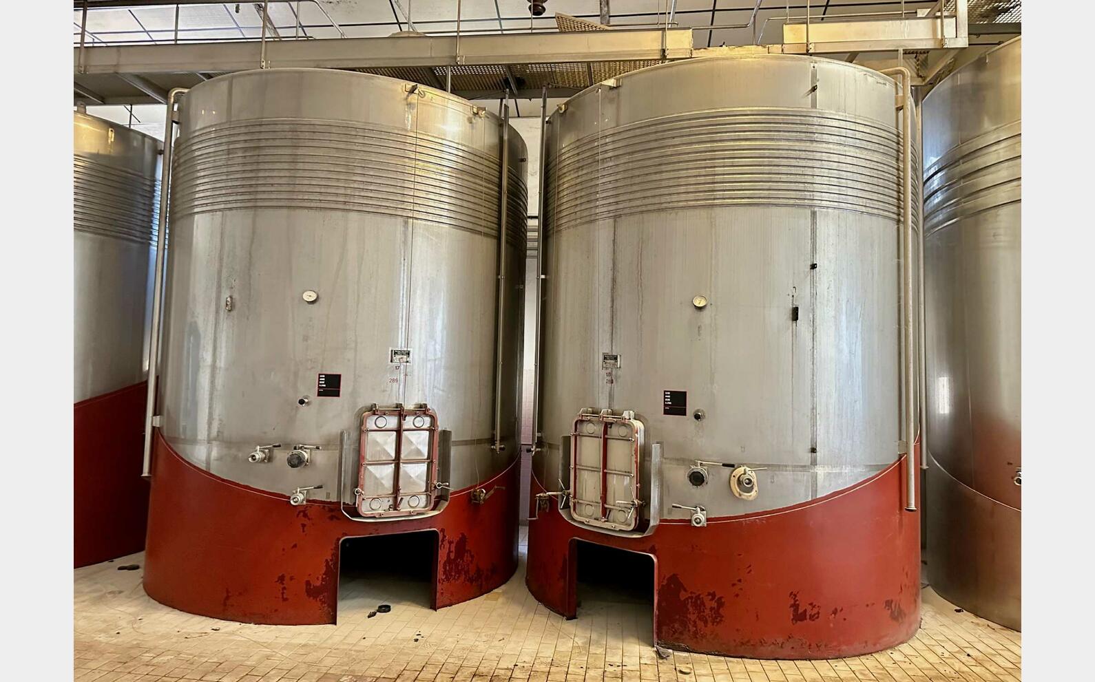 304 ss tank - Temperature-controlled 289 HL (28 900 litres) VAUTIER