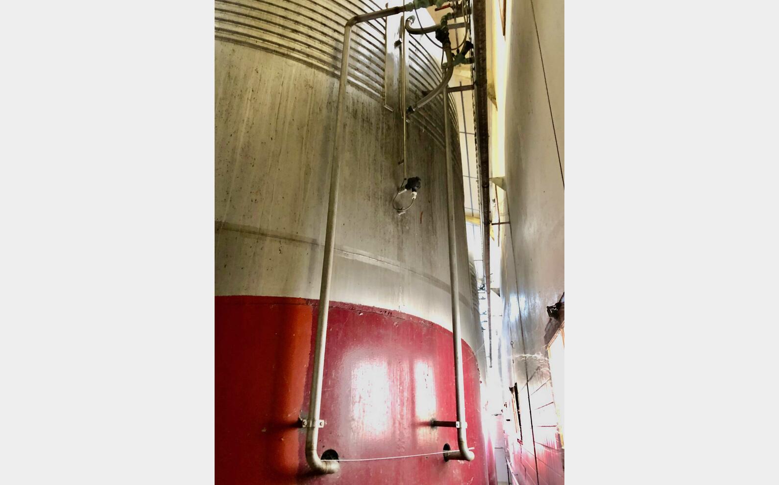 Cuve inox 304 - Thermor&eacute;gul&eacute;e 289 HL (28 900 litres) VAUTIER