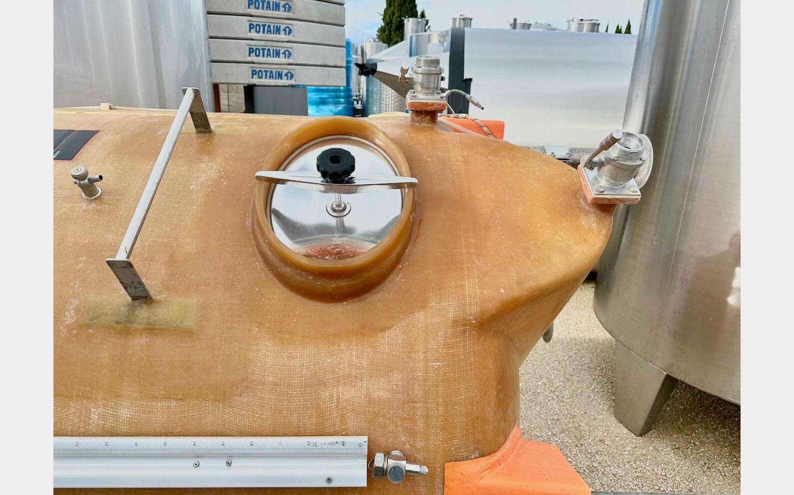 Cuve fibre - Chapeau flottant 100 HL (10 000 litres) VETRORESINA TOSCANA SNC