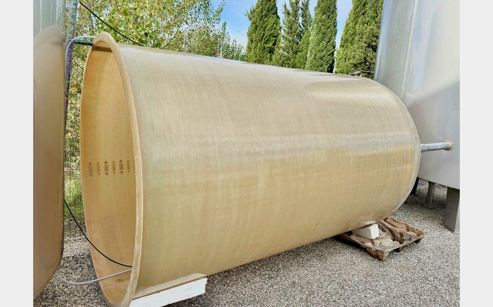 Fibre tank - On feet 100 HL (10,000 litres) CMP
