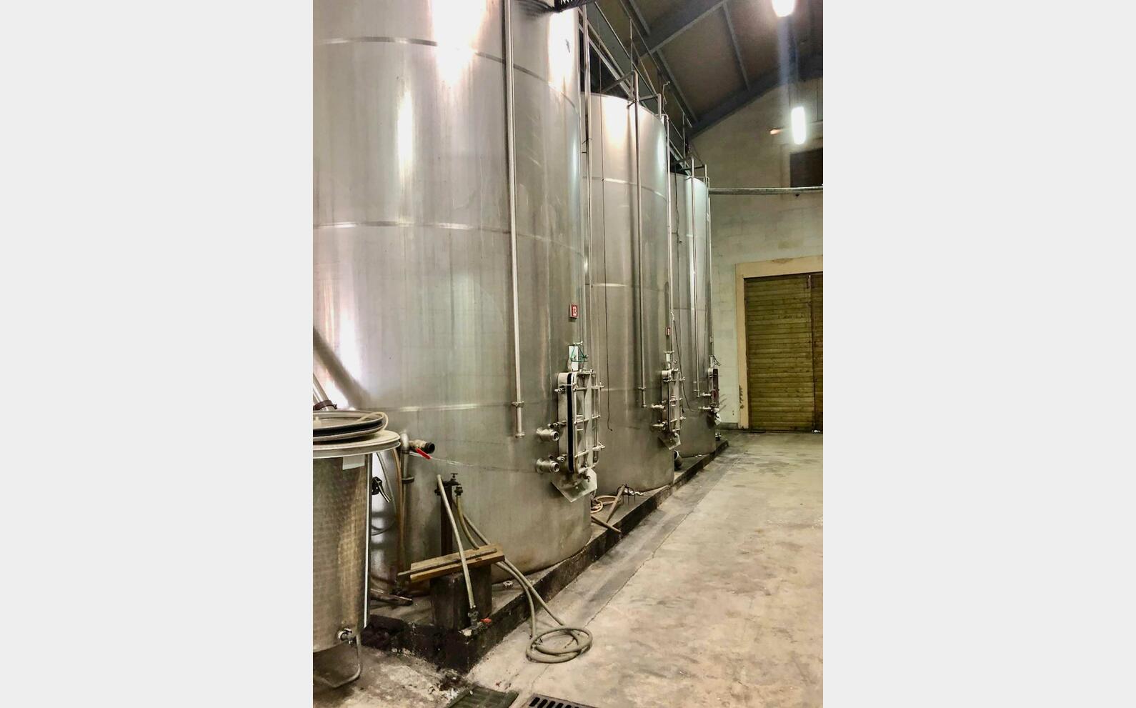  304 ss tank - Closed 258 HL (25 800 litres) ARSILAC