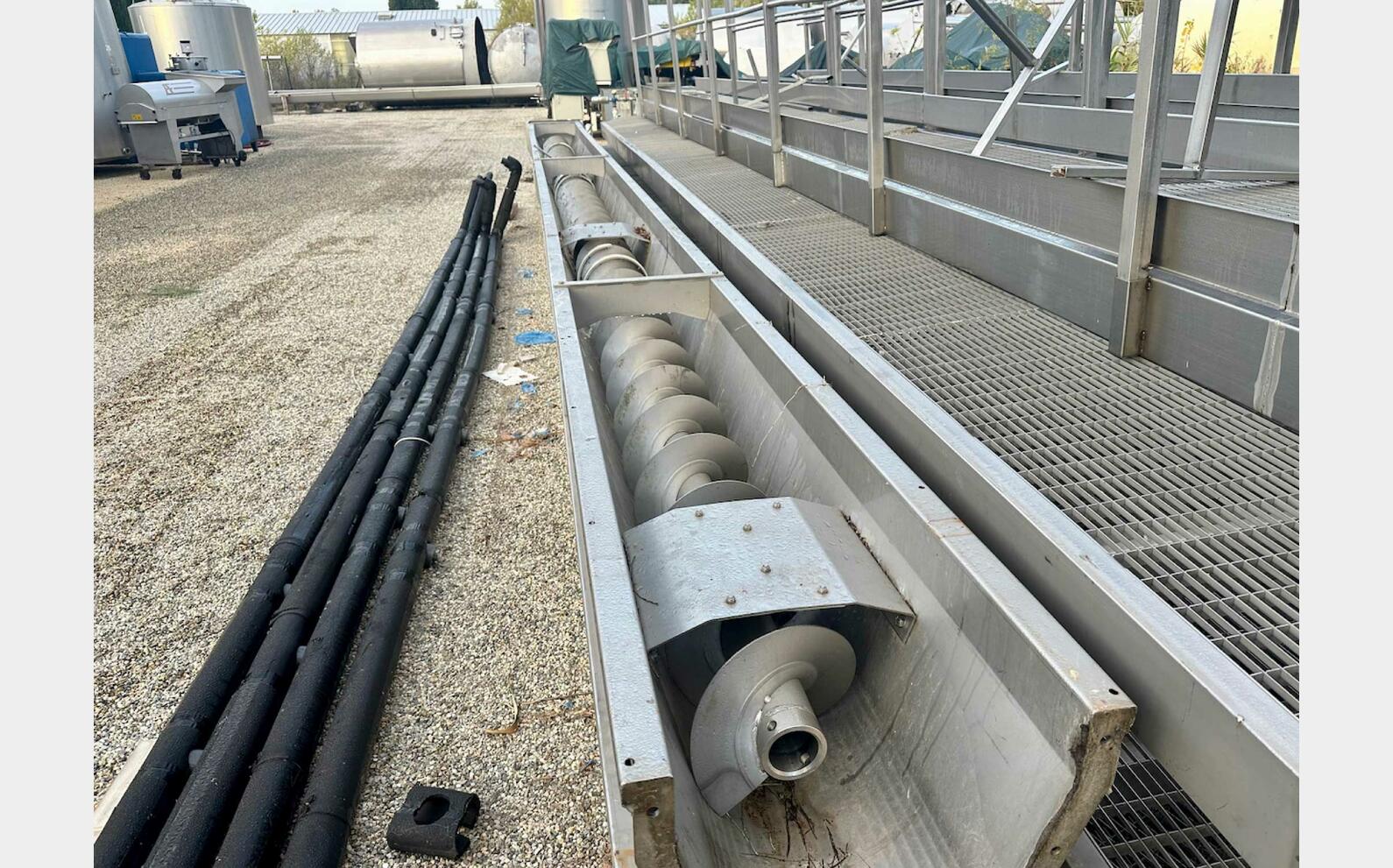 Stainless steel auger &empty; 300 20 meters