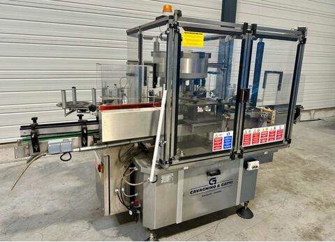&Eacute;tiqueteuse adh&eacute;sive 6000 Bt/h 6000 bouteilles / heure GAVAGNINO & GATTI